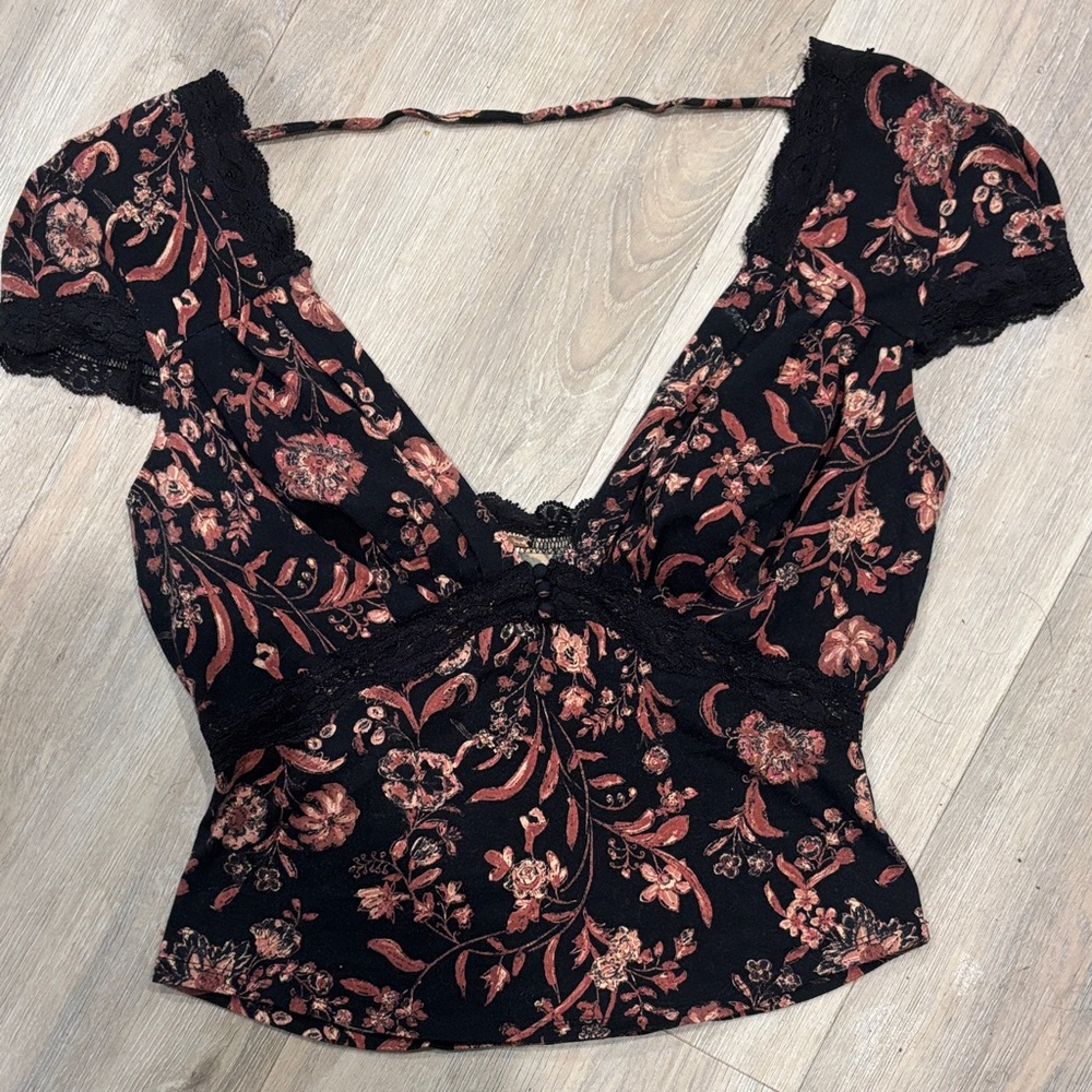 FP CROP TOP